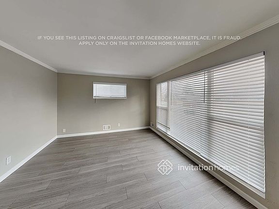 5th image of 1061 E 105th Pl