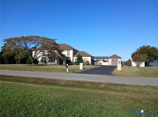 393 Daingerfield Rd, Tappahannock, VA 22560