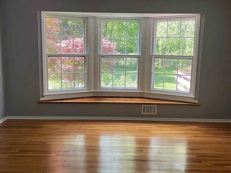 56 Capral Ln — Photo 3