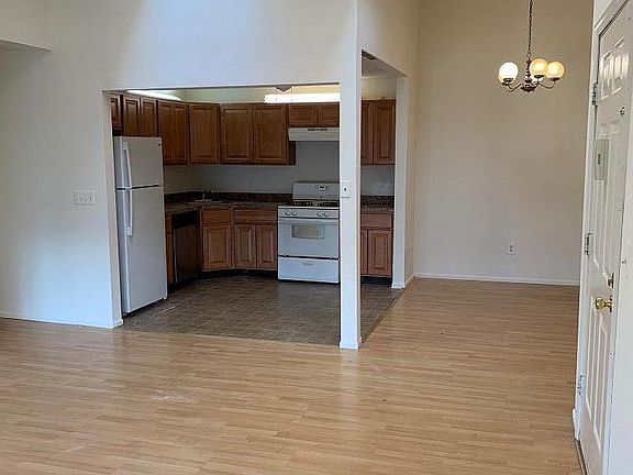 3rd image of 87 Federal Ct #521