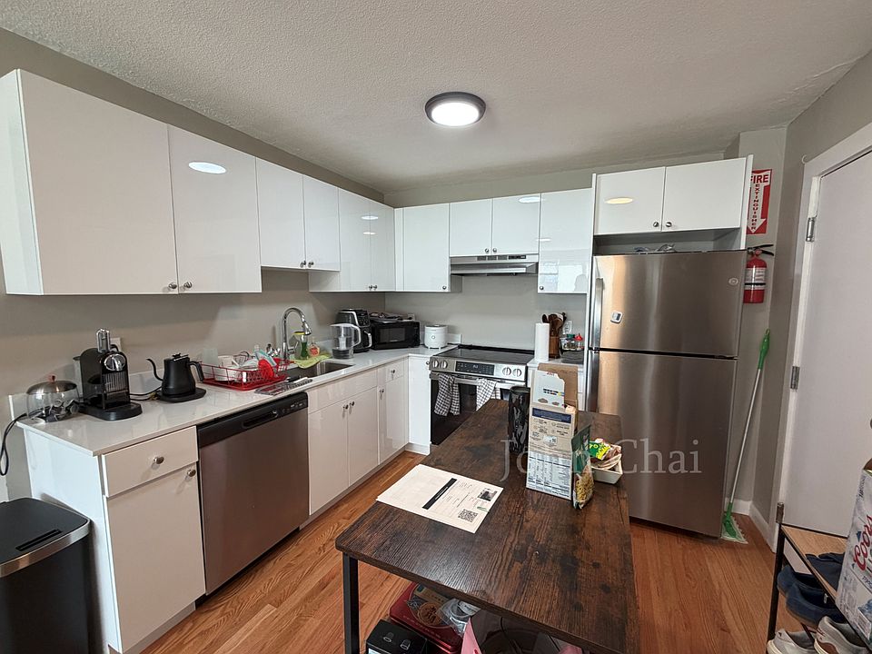 1st image of 226 Parker Hill Ave APT 5