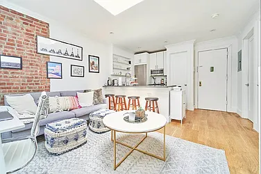 Rented by Living New York