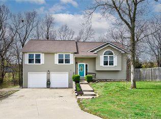 576 SE 115th Rd, Warrensburg, MO 64093