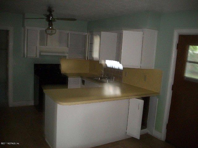 2nd image of 10889 Lippizan Dr