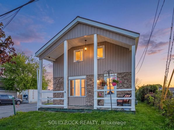 6 Oxford St W, North Grenville, ON K0G 1J0
