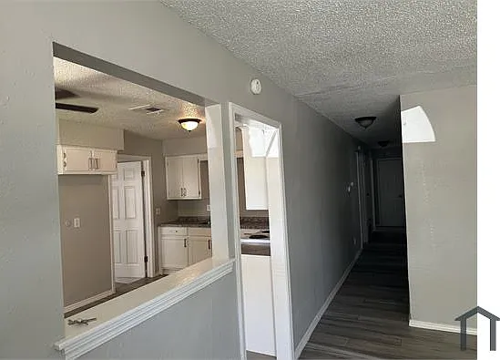5 bed, 1690 sqft, $1,650 — Photo 2