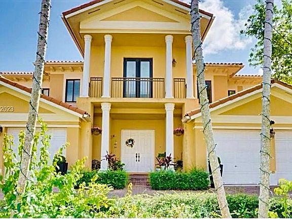 3rd image of 7840 SW 195th Ter