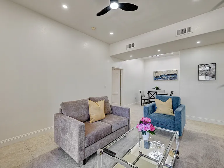 2305 W Horizon Ridge Pkwy #1512 — Photo 20