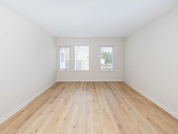 3rd image of 3015 Clement St #202