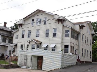 98 Grove St, New Britain, CT, 06053