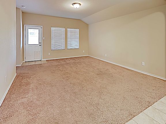 2nd image of 1204 Walnut Cliff Ct