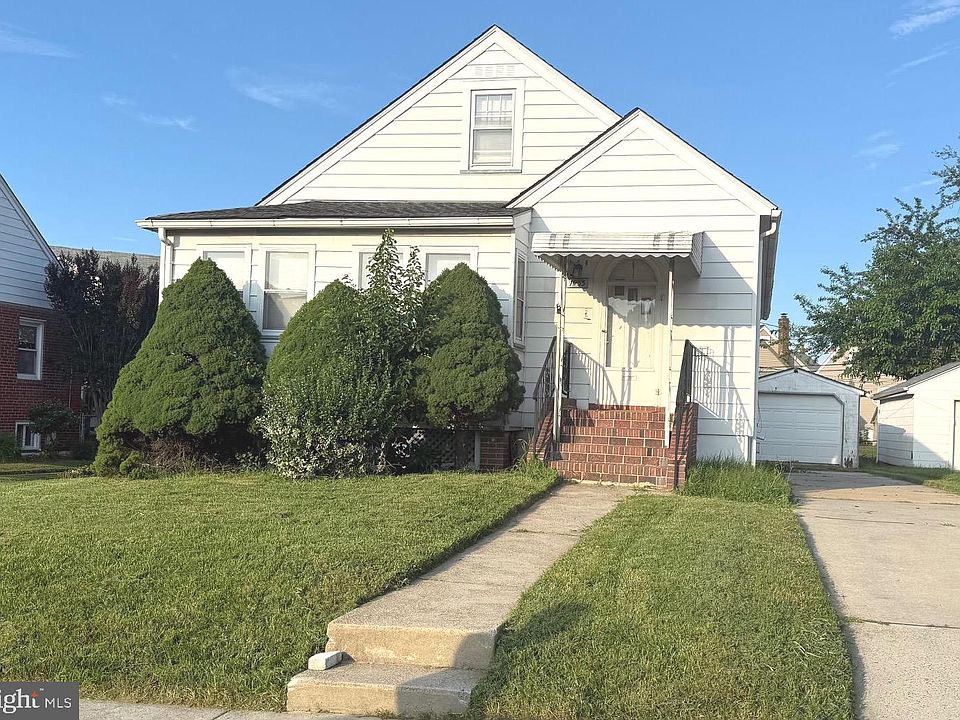 1st image of 1933 Cedar Ln