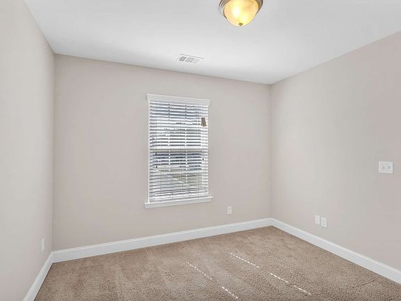 3rd image of 509 Ferguson Ln
