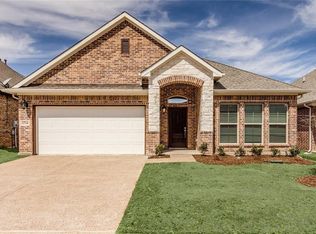 1714 Prestwick Ln, Ennis, TX 75119