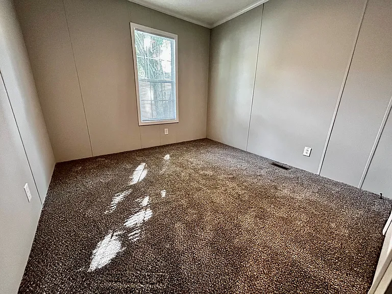 Hickory Knoll — Photo 155