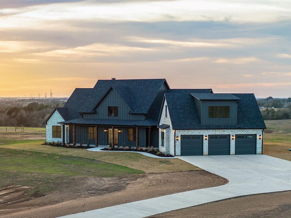 1st image of 424 Pleasant Hill School Rd