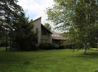 58 Northern Blvd, Hagaman, NY 12086