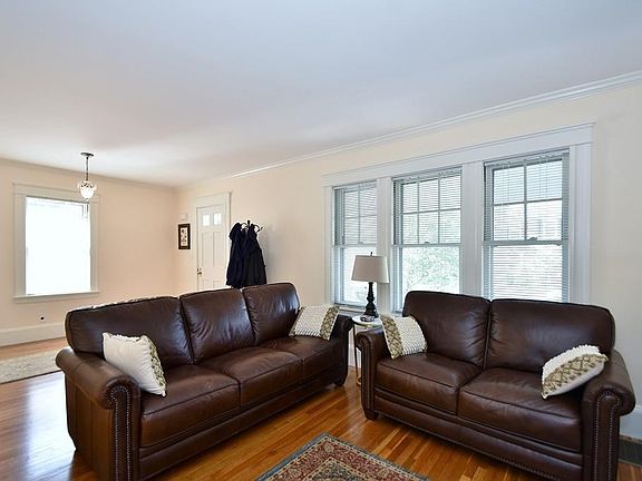 3rd image of 52 Fitchburg St