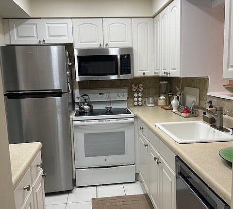 4th image of 2545 S Ocean Blvd APT 303