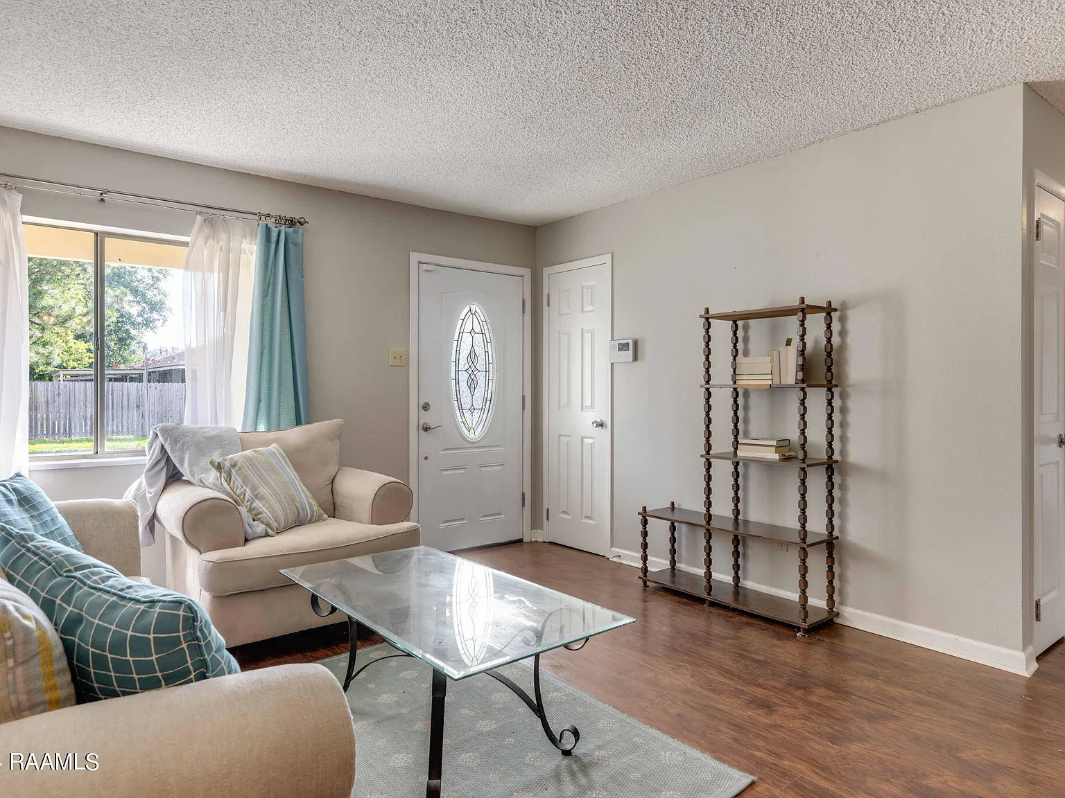 3 bed, 1703 sqft, $1,800 — Photo 3