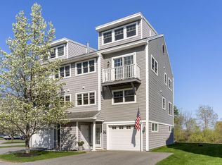 42 Walnut St APT 30, Old Orchard Beach, ME 04064