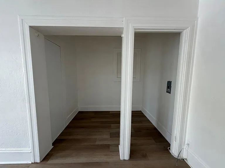 2306 Waverly St — Photo 11