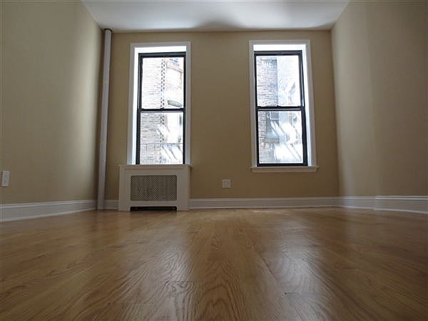 1st image of 241 9th Ave