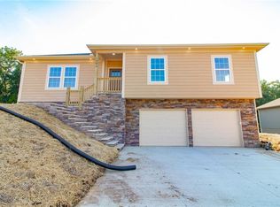 1006 Deer Run, Warrensburg, MO 64093