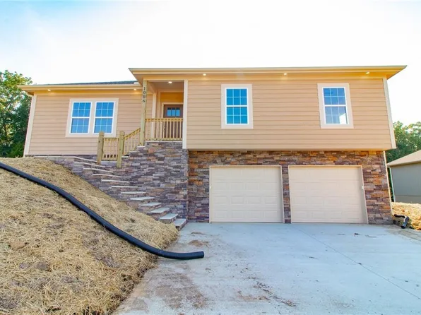 1006 Deer Run, Warrensburg, MO 64093