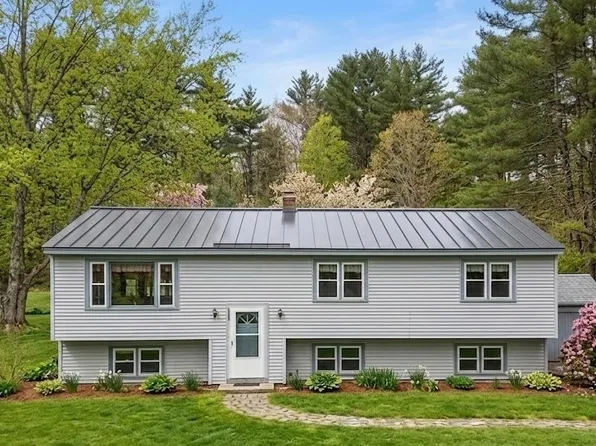 157 Old Turnpike Road, Epsom, NH 03234