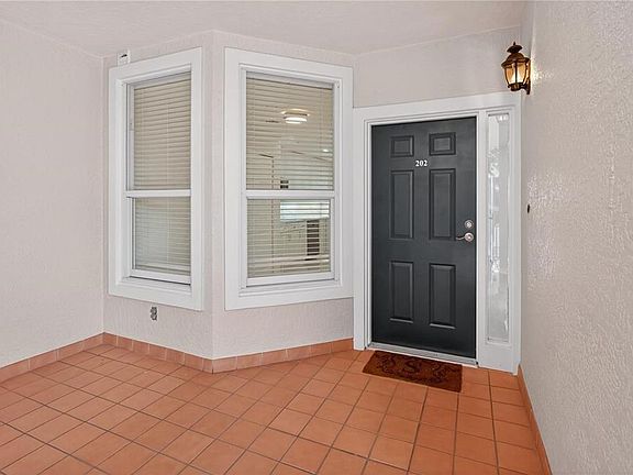 3rd image of 5430 Eagles Point Cir APT 202