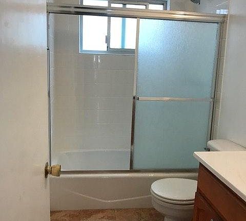 4th image of 1427 N Martel Ave APT 2