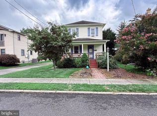 15 Elm Ave, Linwood, NJ 08221