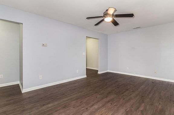 5th image of 608 Woodlawn Ave
