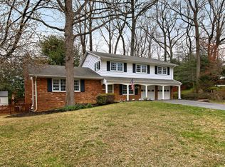 8202 Ector Ct, Annandale, VA 22003
