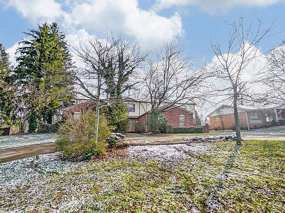 2nd image of 2105 Tullis Dr