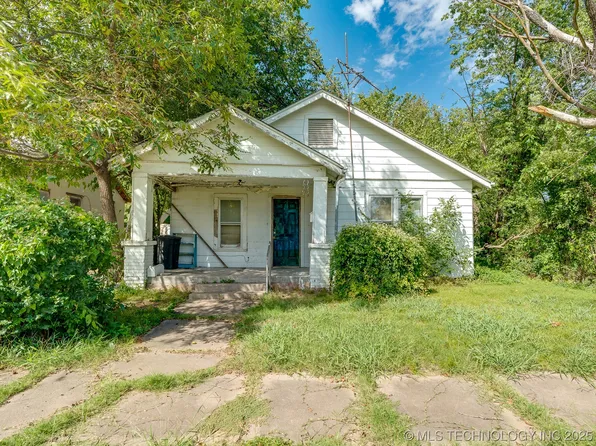 610 W 5th St, Ada, OK 74820