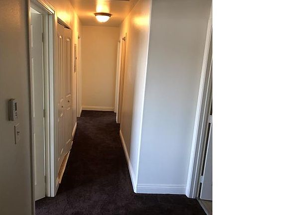 4th image of 858 E 88th Pl