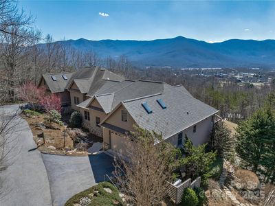 20 Red Plum Ln, Black Mountain, NC, 28711