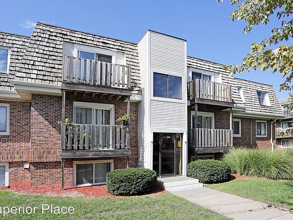 5th image of 1523 Superior St APT 4