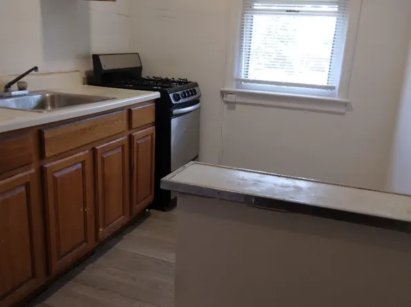 484-486 Fabyan Pl, Newark, NJ 07112