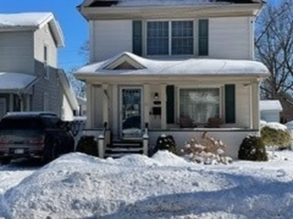 96 Prospect St, Lockport, NY 14094