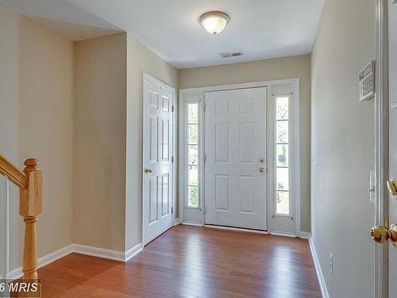 3rd image of 2519 James Maury Dr