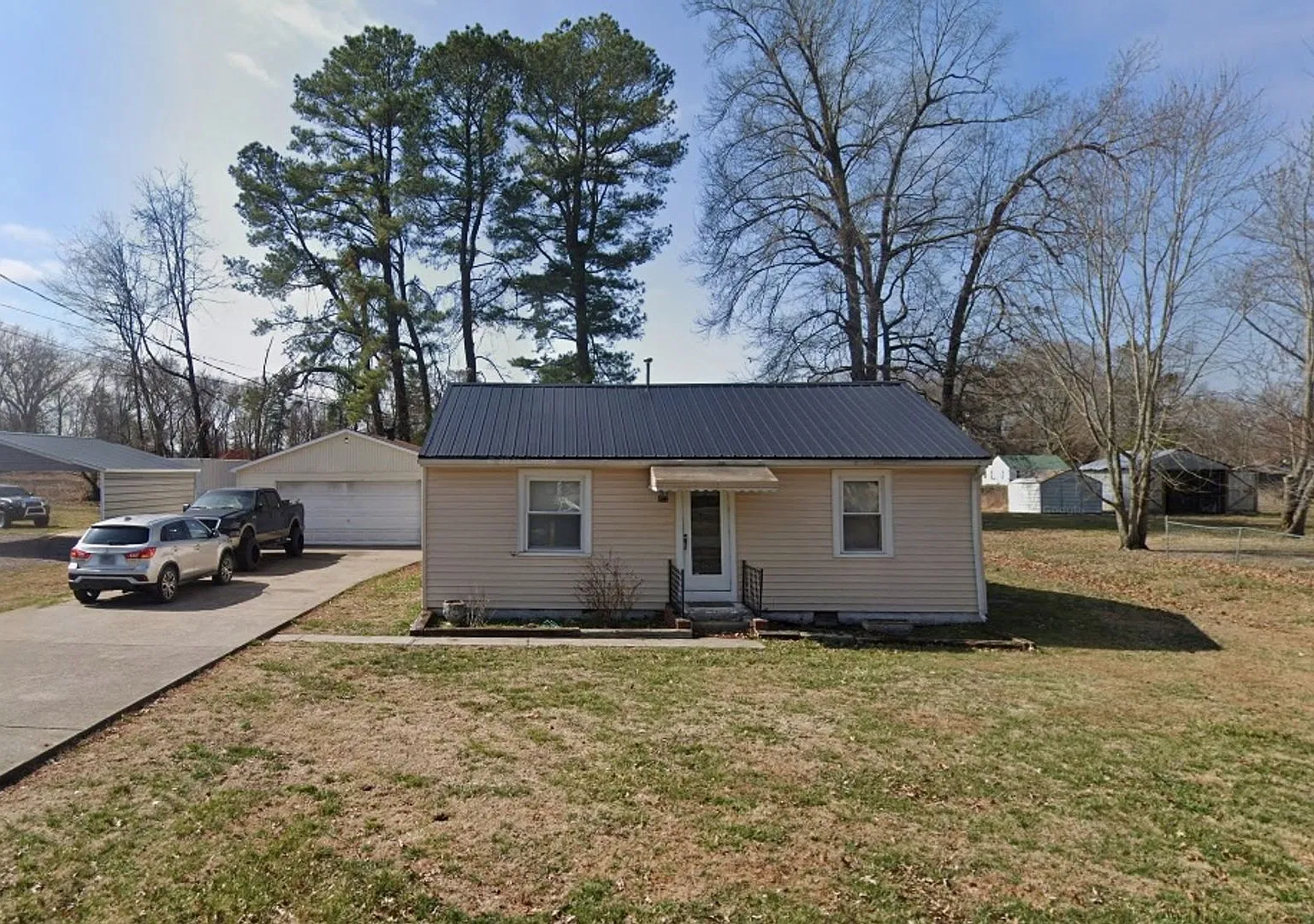 3-bedroom, 1-bath Home for Rent in Guthrie, KY! — Photo 1