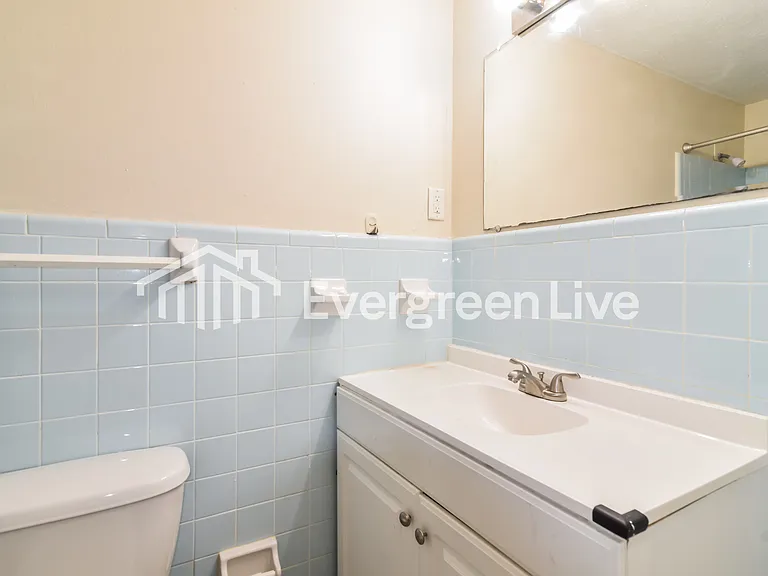203 Juniper Ct — Photo 9