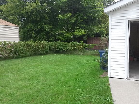 3rd image of 7396 Affeldt St