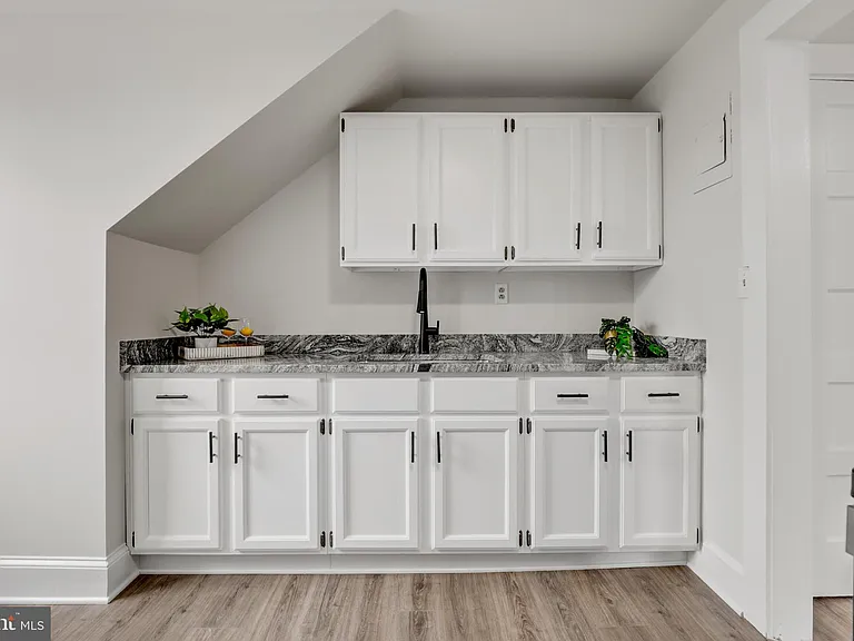 707 N Hickory Ave #3 — Photo 9