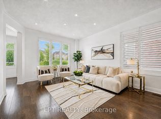 61 Minerva Ave, Toronto, ON M1M 0C2
