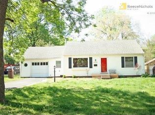 2215 W 73rd Ter, Prairie Village, KS 66208