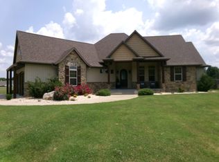 125 Huntington Cir, Pittsburg, KS 66762